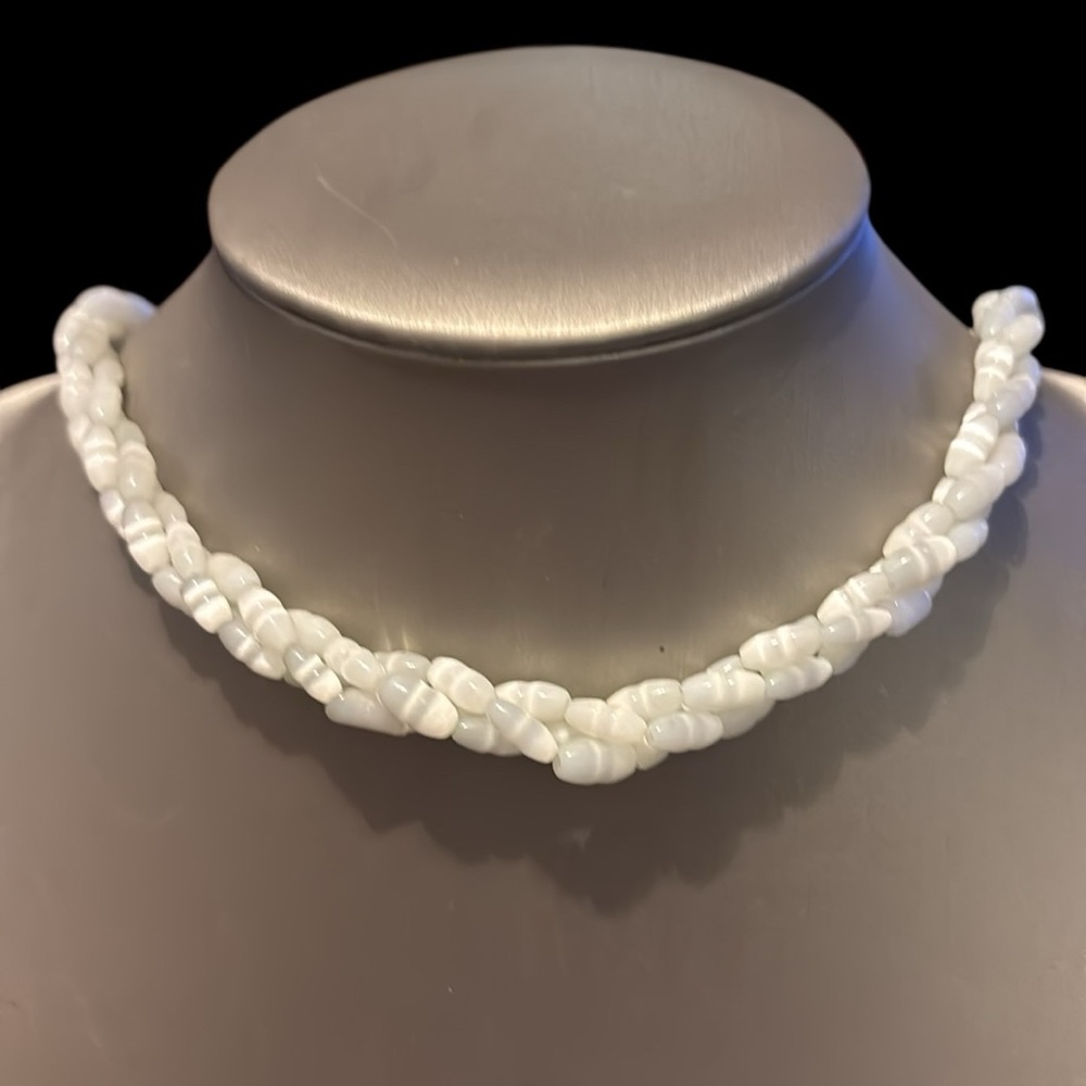 Vintage Special Occasion White Beaded Necklace